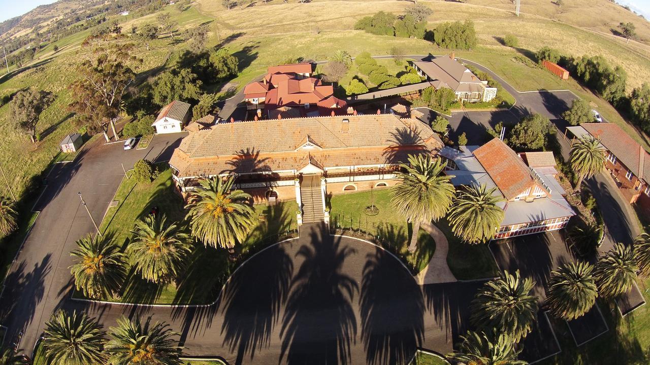 Hermitage Hill Country Retreat Wellington Exterior photo